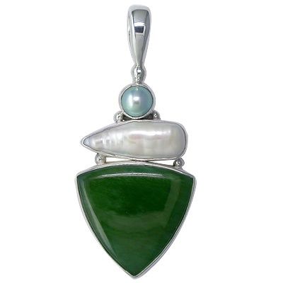 Jade Pendant with Pearls