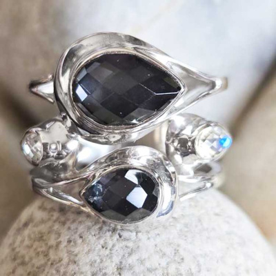 Black Diamond Quartz Ring with Rainbow Snowy Quartz Size 8