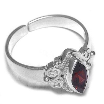 Sterling Silver Garnet Marquis Ring